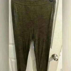 WILFRED Small Buffon Japanese Crepe Jogger Pants